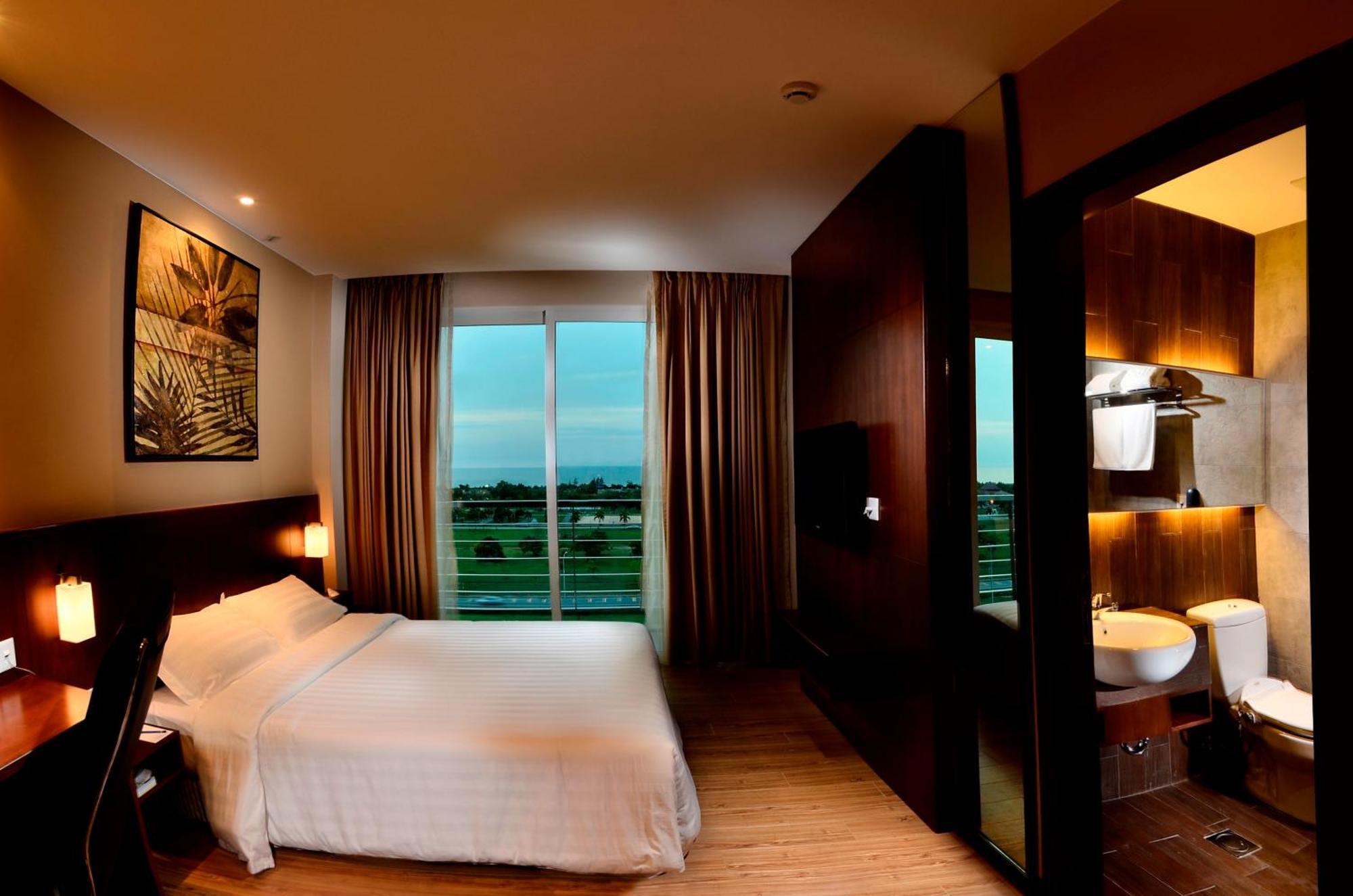 Roomz Hotel Seria Quarto foto